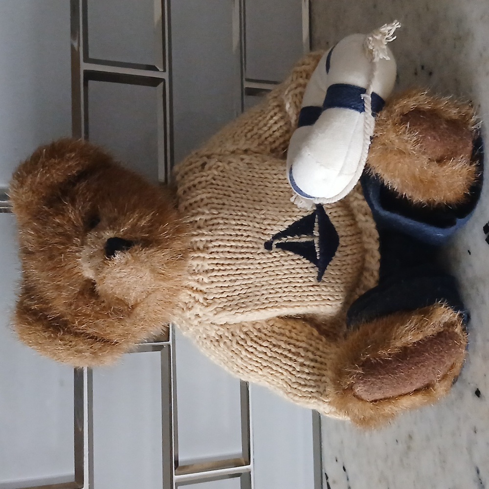 Boyds Bears T.J.'s Best Dressed Collection Rowen Yachtley Style # 918342